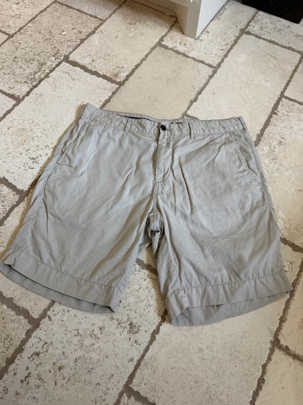 Faherty Light Tan Flat-Front Men's Shorts